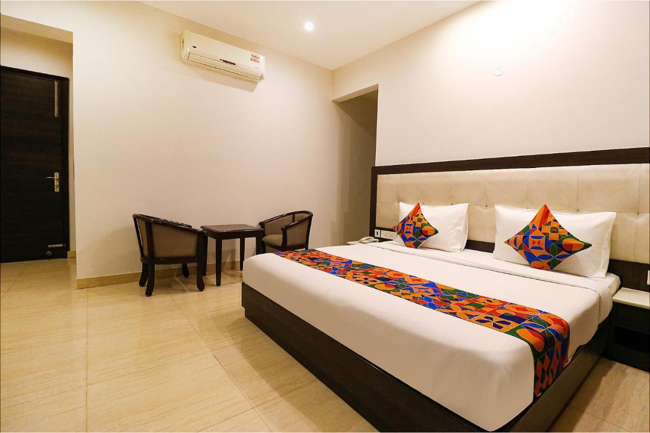 Fabhotel Oyster Villa Gurgaon Exterior foto